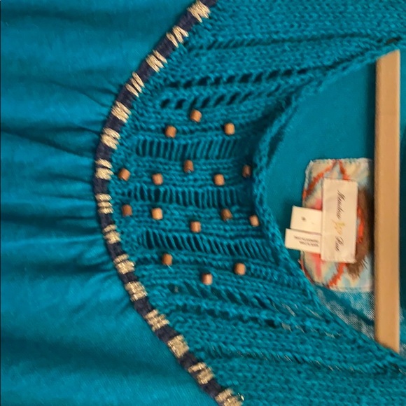 Turquoise top - Picture 3 of 3